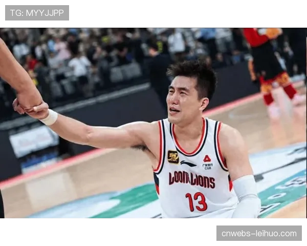 郭艾伦与徐昕连线受期待，老将传球功力助年轻内线成长